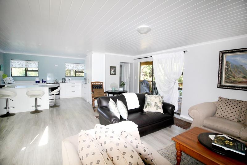 3 Bedroom Property for Sale in Outeniqua Strand Western Cape